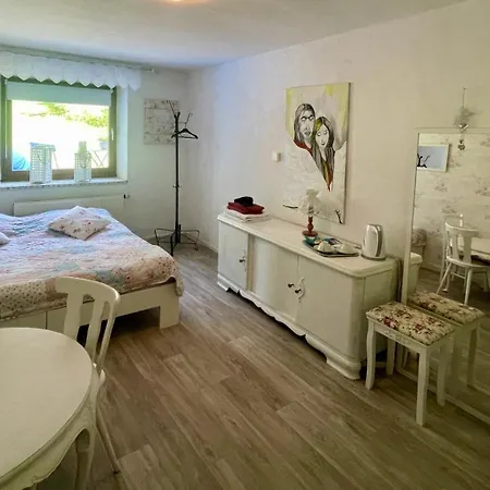 לינה וארוחת בוקר Woelkchen זימראת'